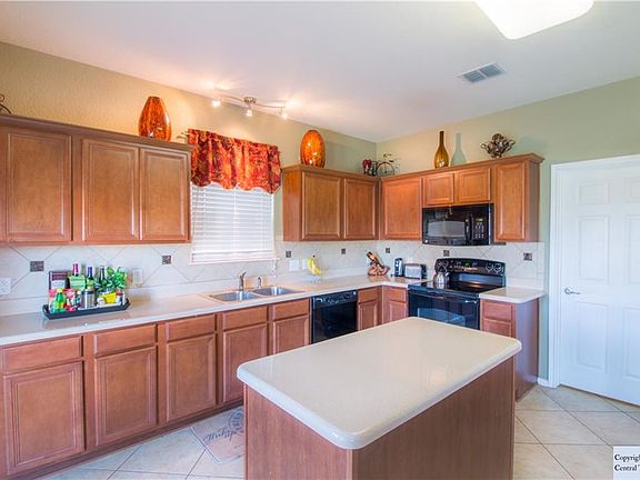 5th image of 8823 Hays Parc Rd