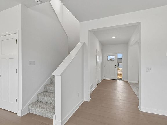 7th image of this home