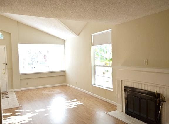 4th image of 424 Margarita Ave