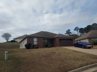 8 Bracey Cir, Little Rock, AR 72204