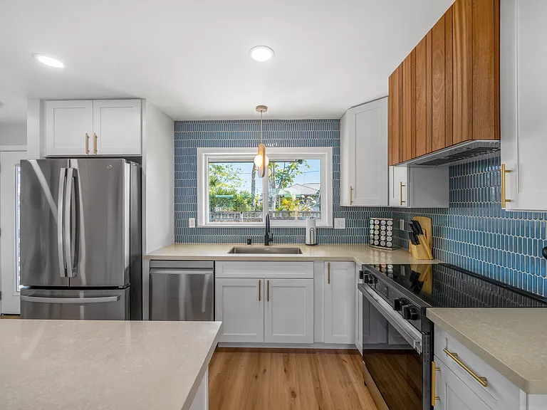 338 Kalama St #C — Photo 12