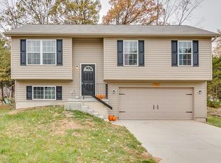 513 Roosevelt Ave, Warrenton, MO 63348