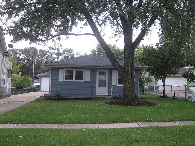 1st image of 757 Bluff City Blvd