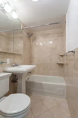 Rented by REAL New York | media 12