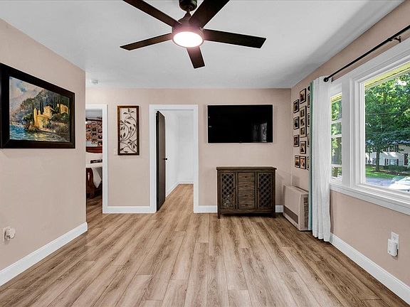 3rd image of 78 Sand Hill Road #14