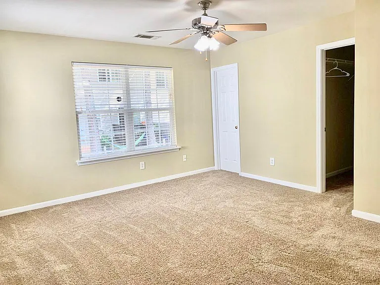 15457 Tully House Ct — Photo 32
