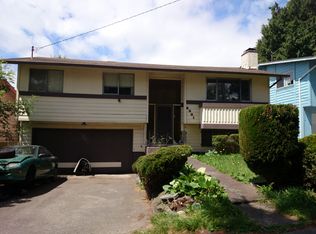 8321 38th Ave S, Seattle, WA 98118