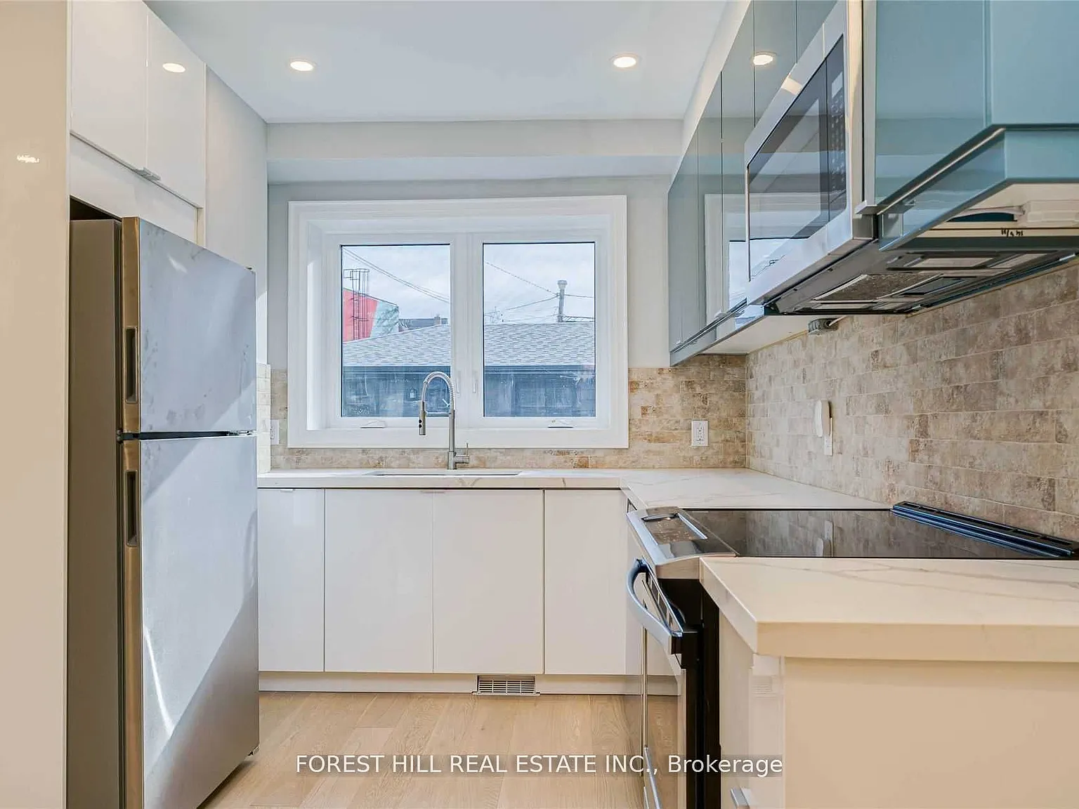 3 bed, $5,450 — Photo 2