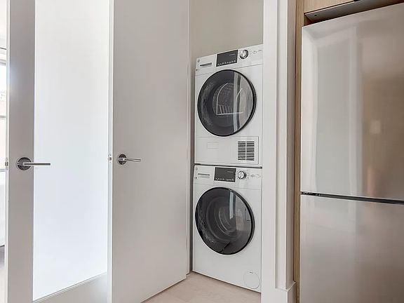 5th image of 170 1st Ave APT 8