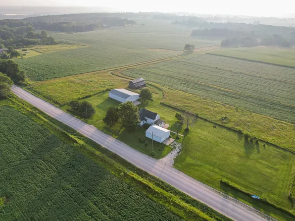 3333 220th Ave, Hartford, IA 50118