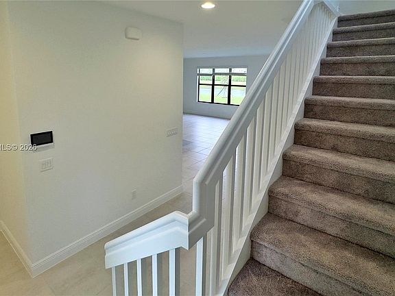 4th image of 5021 Coquina Pl