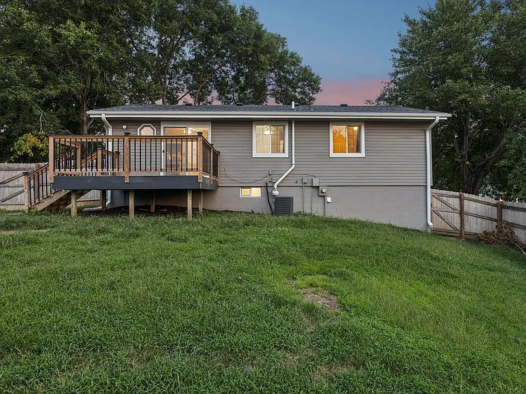 21208 Palomino Rd — Photo 30