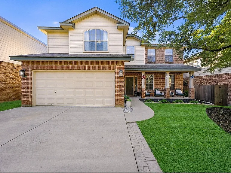 17239 Tarkio Way — Photo 1