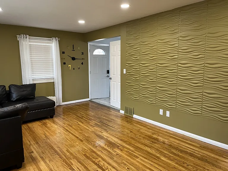 Magoffin Ave — Photo 15