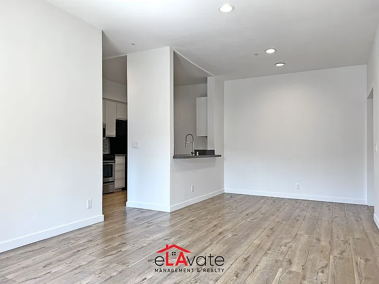 14515 Dickens St. — Photo 8