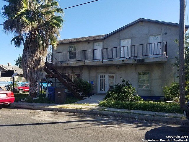 1st image of 1024 Menchaca St