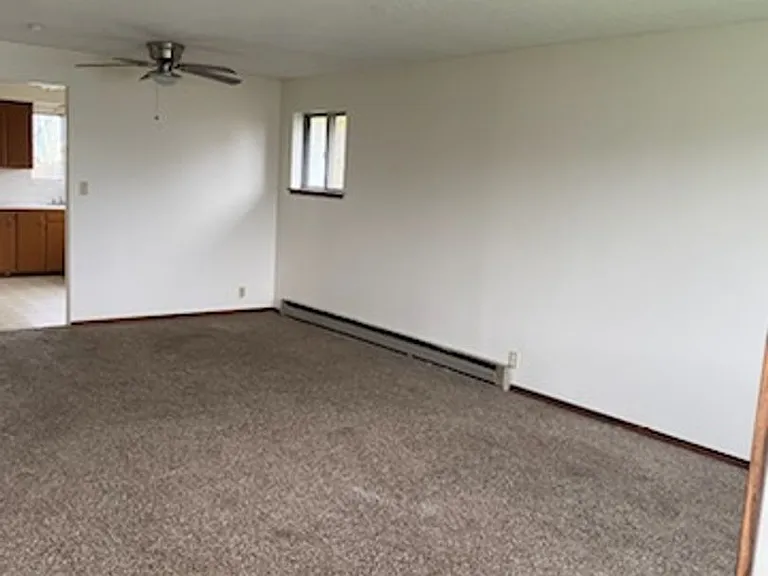 213 N Washington St — Photo 2