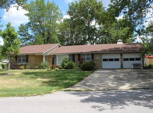 1606 Wedgewood, Macon, MO 63552