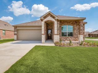 945 Rusty Spur Ln, Haslet, TX 76052