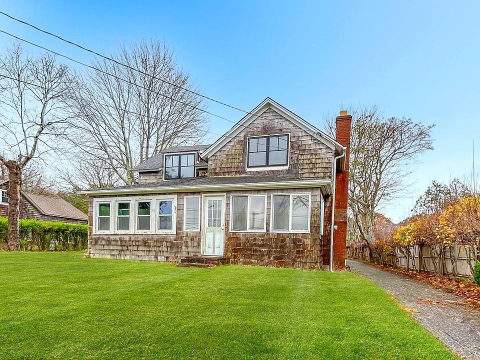 1st image of 139 Sag Harbor Tpke