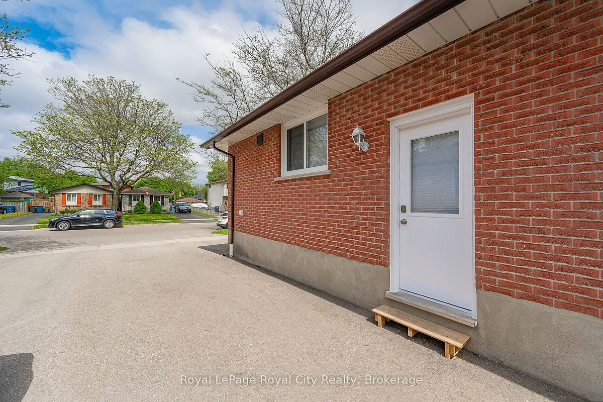 Building Photo - 161 Hadati Rd