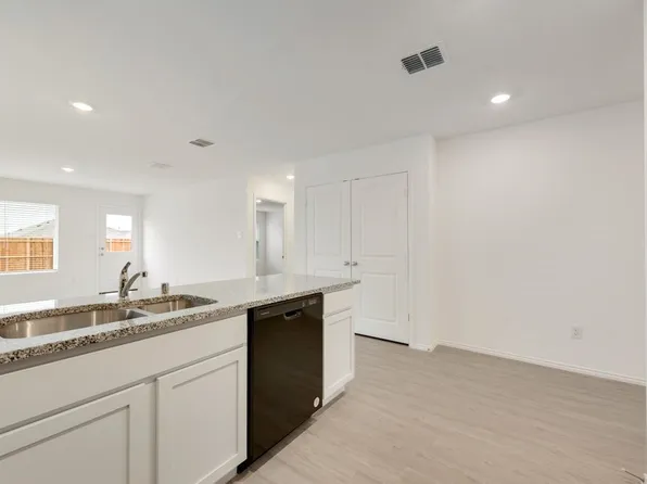 11606 Arkoma Dr, Justin, TX 76247