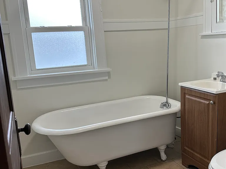 464 S Main St #1 — Photo 10