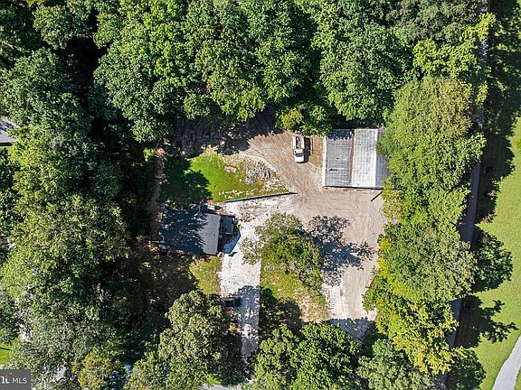 2nd image of 11920 Back Creek Rd