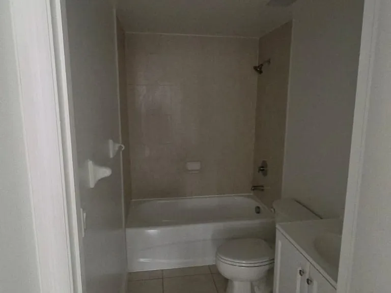 7280 NW 114th Ave #305 — Photo 15
