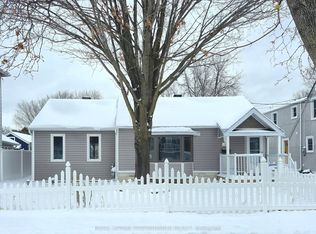 63 Wilson St E, Perth, ON K7H1M2