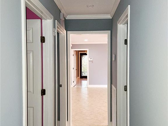 3rd image of 5170 Toulon St