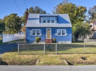 28036 Harborton Rd, Harborton, VA 23389
