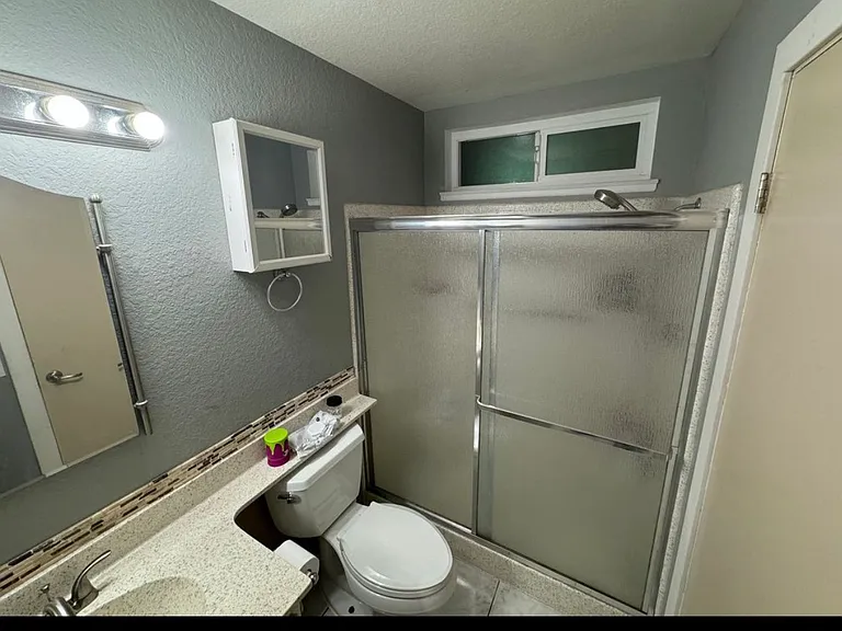 24452 Robie Ct — Photo 9