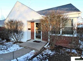 2836 S 42nd St, Lincoln, NE 68506