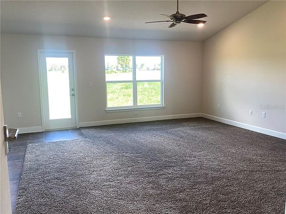 3rd image of 501 Colville Ct