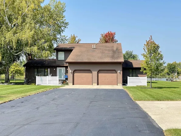 2700 Evergreen Dr, Bay City, MI 48706