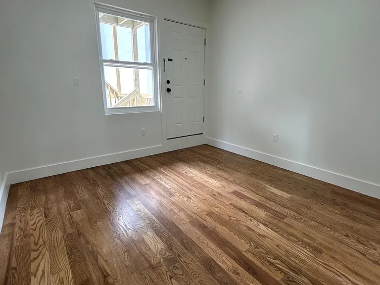 12 Elm St #2 — Photo 10