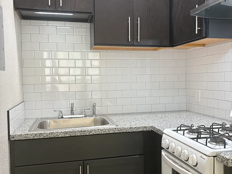 60 Leavenworth St #45 — Photo 4