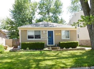 22476 Milner St, Saint Clair Shores, MI