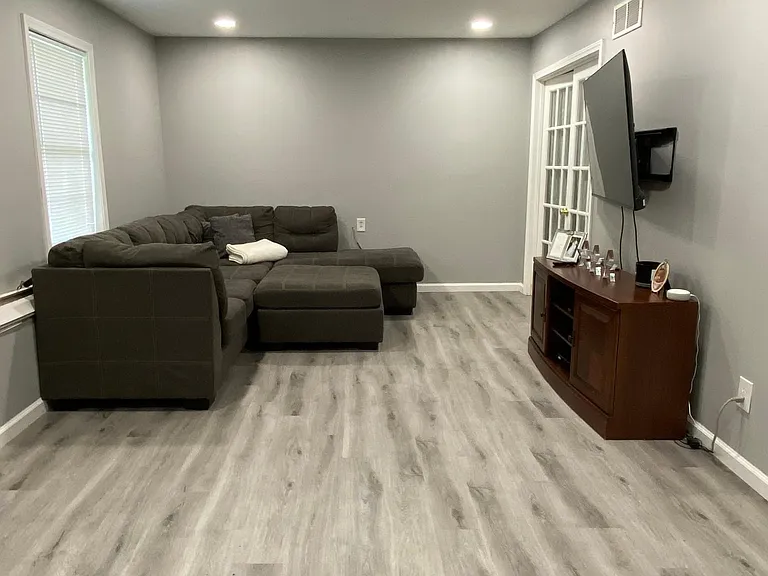 1365 Compton Woods Dr — Photo 11