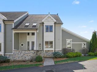 5971 Woodland Ln, Cincinnati, OH 45227