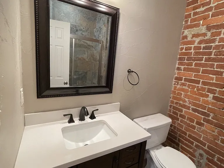 4028 Liberty Ave #4 — Photo 10