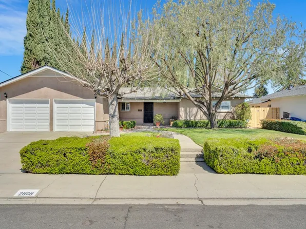 2509 Acorn Ln, Ceres, CA 95307