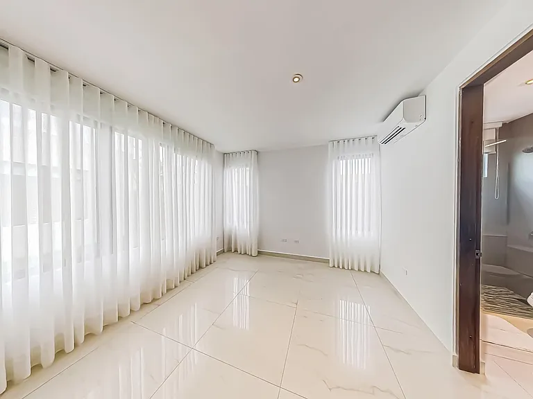 902 Sabanera — Photo 23