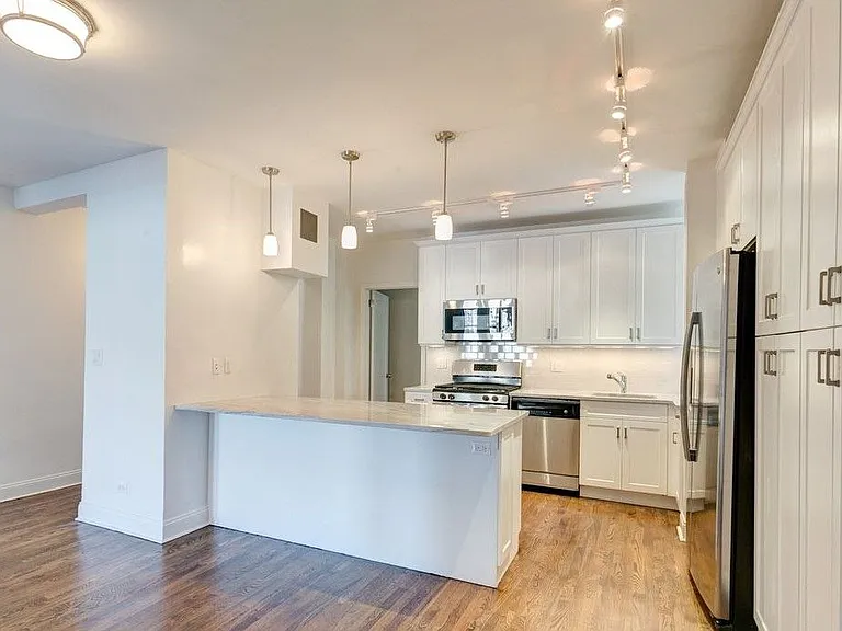 222 W 83rd St #11A — Photo 2