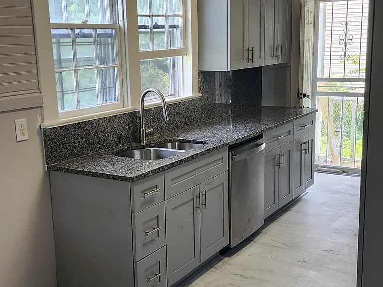 920 Reservoir Ave — Photo 23