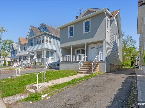 United Real Estate