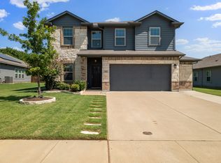 312 Countryside Dr, Aubrey, TX 76227