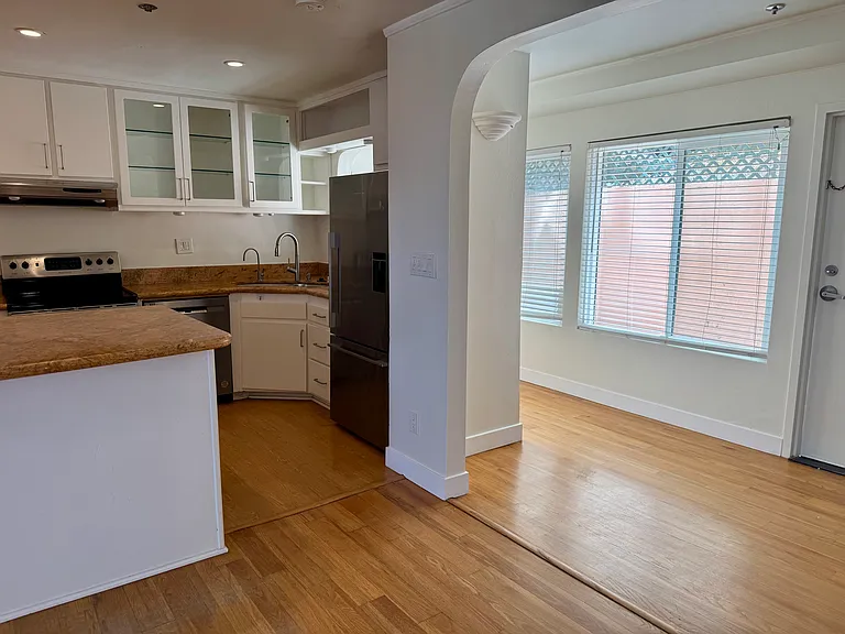 1039 Coast Blvd S #1B — Photo 14