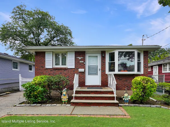 596 College Ave, Staten Island, NY 10314